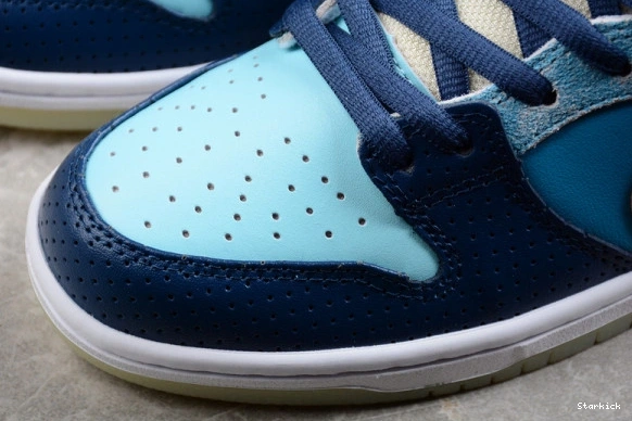 MIA Shop 504750-474 SB Low Skate Dunk Nike 0305